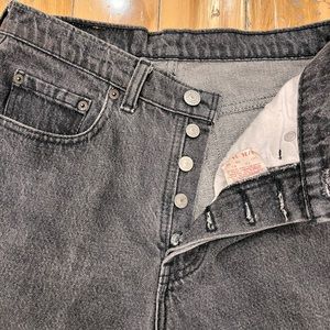 VINTAGE LEVI’s Jeans. 501 Button fly. 100% cotton. size 29